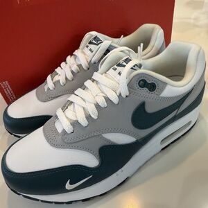 Nike Air Max 1 LV8 'Dark Teal Green' White DH4059-101 Men's Size 6 / Women's 7.5